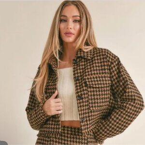 ✨ **SAGE THE LABEL SCENE STEALER CROP JACKET** ✨
